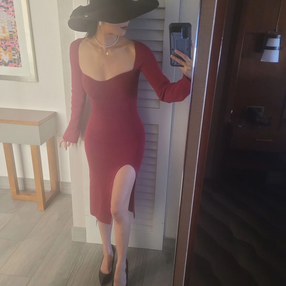 Fuchsia Ribbed Bodycon Midi Dress – Stretch, Sculpting Fit/ Petal & Pup